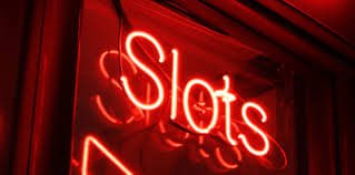 Mobile app screens showing live-dealer blackjack table and sportsbook Liga 1 markets